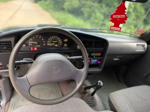 hilux 1994 លេខដៃប៉ុង2 សាំងv6 ហ្សុីនមួយជុំ សានុំកំរជួយ 💚👍🏻090329265 ទីតាំងកំពង់ចាម 📞☎️