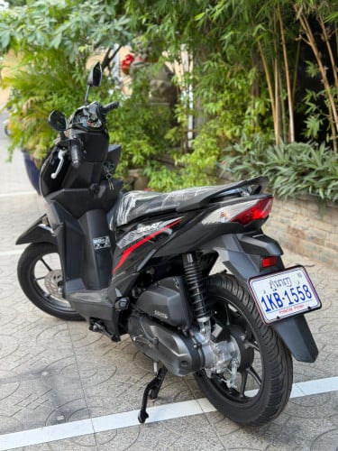 Honda Beat ឆ្នាំ2023 របស់ក្រុមហ៊ុន ម៉ូតូស្អាតខ្ចី ម៉ូតូម៉ាសុីនហាប់នែ ម៉ូតូស្អាត99%