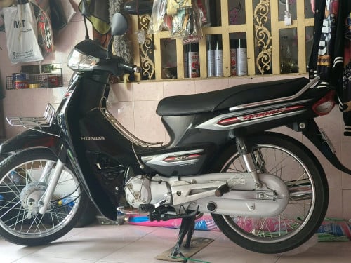 Honda Dream 2015