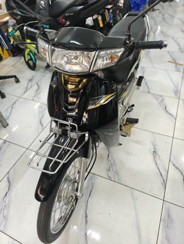 Honda Dream 2021 NCX have tax plate number good 96%