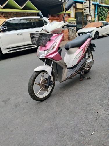 Honda icon 2010