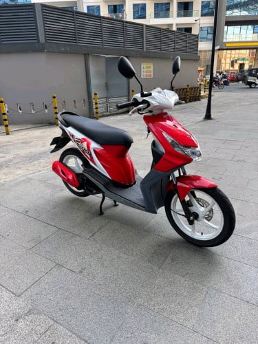 Honda icon 2012