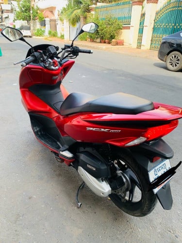 HONDA PCX (950$(2015 Japan 150cc