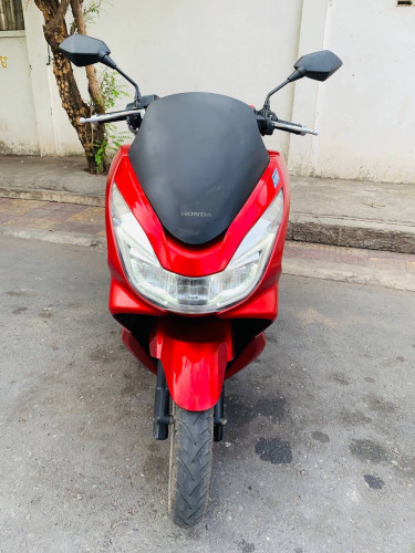 HONDA PCX (950$(2015 Japan 150cc