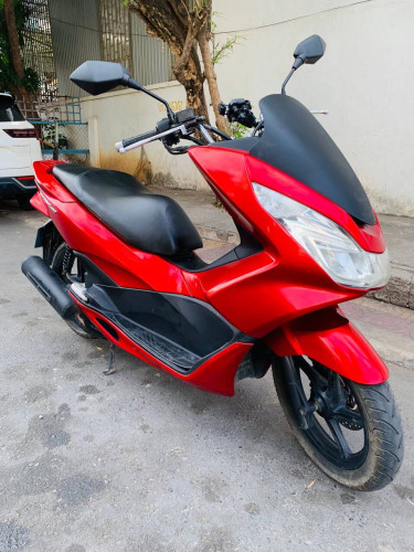 HONDA PCX (950$(2015 Japan 150cc