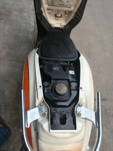 Honda Scoopy 2012