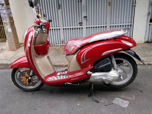 Honda scoopy 2013