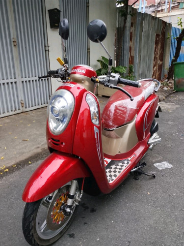 Honda scoopy 2013