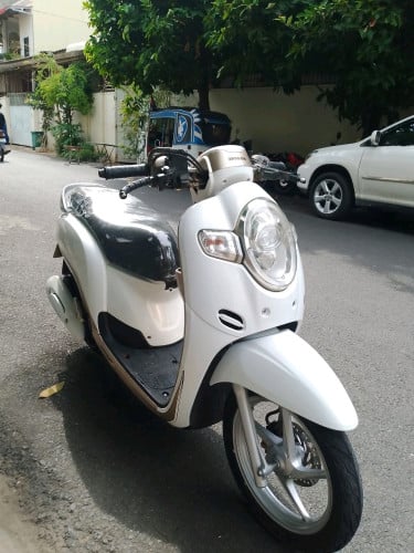 Honda scoopy 2018