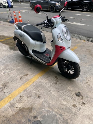Honda scoopy 2021