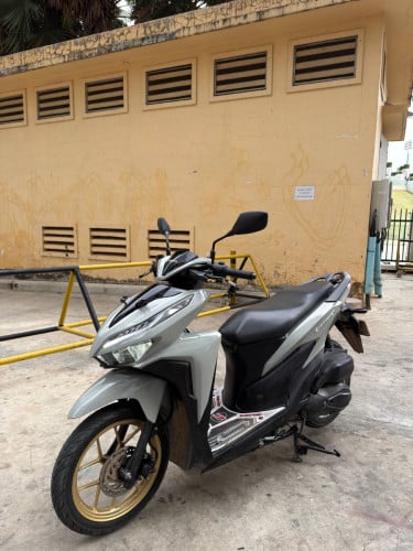 Honda vario 125cc year 2022 មានពន្ធ