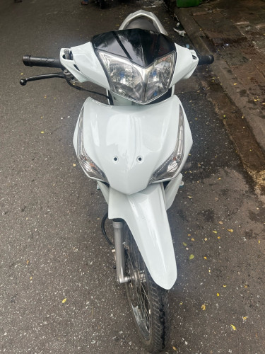 Honda wave I 125cc year 2015 មានពន្ធ