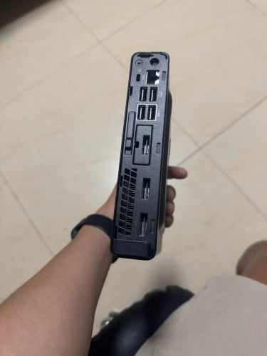 HP EliteDesk 800 G3 Mini