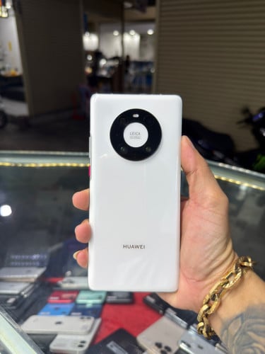Huawei Mate 40E Pro White CH , Ram8GB HD256GB Phone Condition 90% , អត់ដើរសិនសឺ , ម៉ាស៊ីនសានុំ