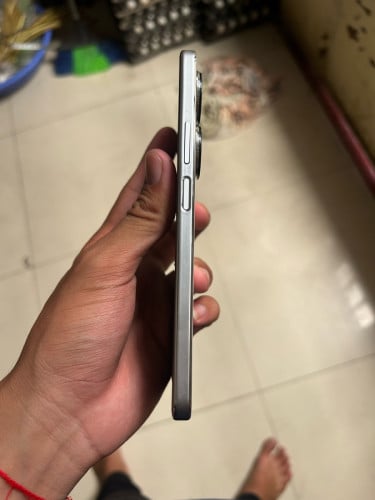 Huawei nova11se សាណុំសុីន