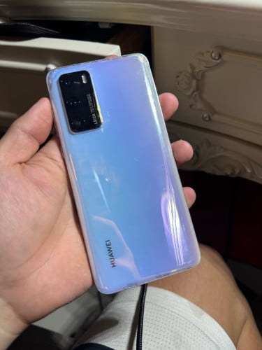 HUAWEI P40