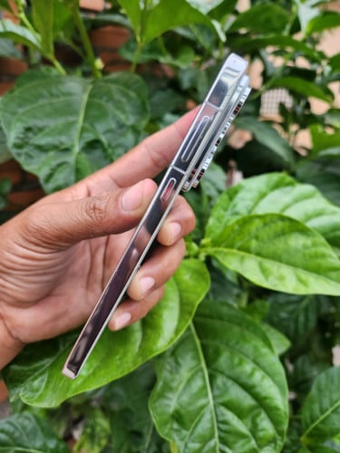 Huawei Pura70 12g/512g_CH(វៃដូរបាន)👉$275