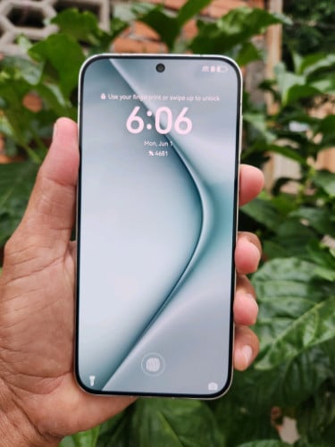 Huawei Pura70 12g/512g_CH(វៃដូរបាន)👉$275