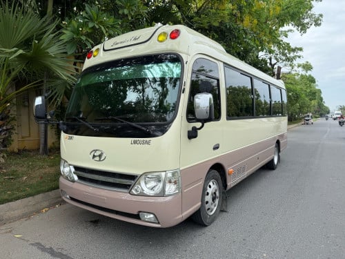 Hyundai County bus 25 seats