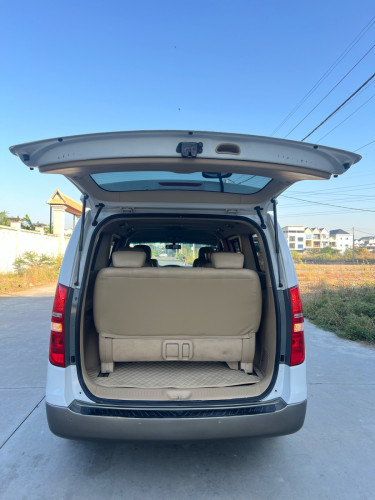 Hyundai H1 2018