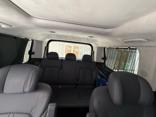 Hyundai Staria 7 កៅអី VIP
