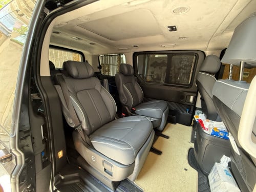 Hyundai Staria 7 កៅអី VIP