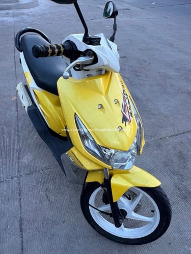 ICON012NCX សាណុំស្រិនម៉ាសុីនស្រួយ អាវស្គុត ម៉ូតូនៅស្អាតមួយជុំ