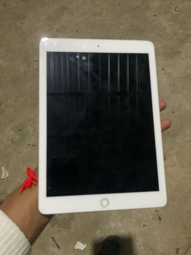 iPad 6 generation 32G Sim