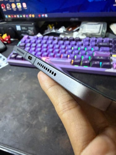 iPad Mini 6th Sim+WiFi ថ្មី98%