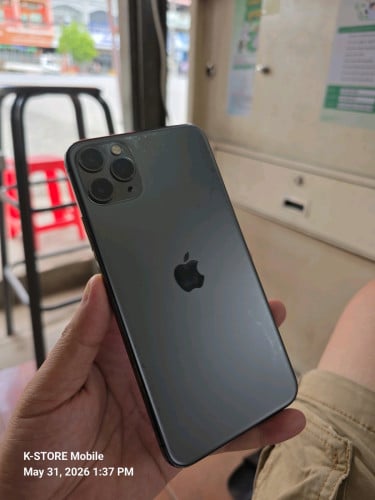 iPhone 11PM 64G សំនុំ iCloud ប្រើបានដាក់ ID download បាន ថ្មនៅ76% ត្រូវការឆាត លក់តំលៃ 135$