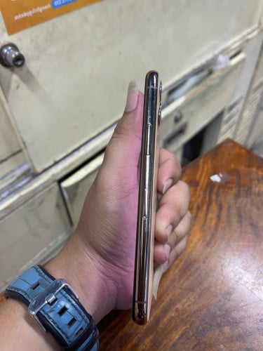 iPhone 11pro 256G 150$