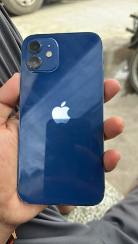 iPhone 12