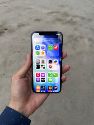 iPhone 12