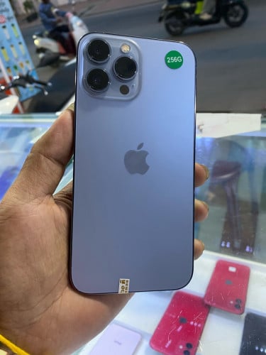 iPhone 13 Pro max 256G សាណុំណែននៅស្អាត98% លក់ 4xx$(ទីតាំងភ្នំពេញជិតវេងស្រេង)Telegram 068560527