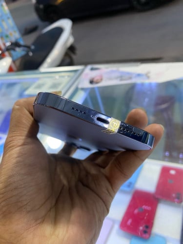 iPhone 13 Pro max 256G សាណុំណែននៅស្អាត98% លក់ 4xx$(ទីតាំងភ្នំពេញជិតវេងស្រេង)Telegram 068560527