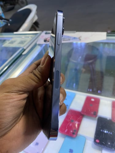 iPhone 13 Pro max 256G សាណុំណែននៅស្អាត98% លក់ 4xx$(ទីតាំងភ្នំពេញជិតវេងស្រេង)Telegram 068560527