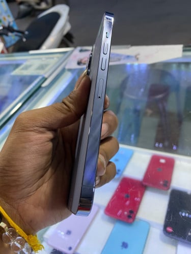 iPhone 13 Pro max 256G សាណុំណែននៅស្អាត98% លក់ 4xx$(ទីតាំងភ្នំពេញជិតវេងស្រេង)Telegram 068560527