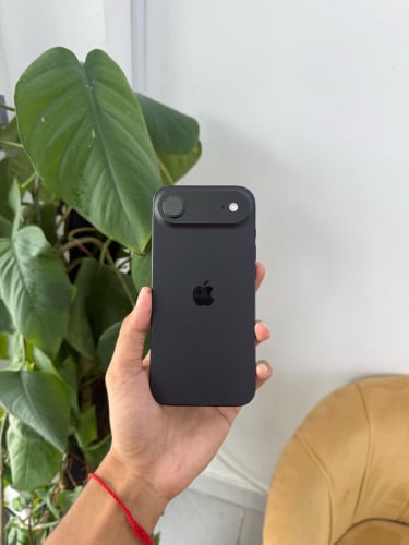 iPhone Air 256G LL/A មួយទឹកស្រុកក្រៅស្អាត 99%