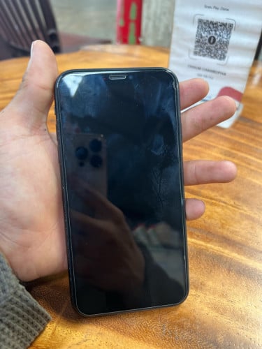 Iphone Xr black 128gb no scan