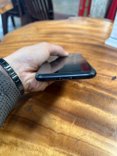 Iphone Xr black 128gb no scan