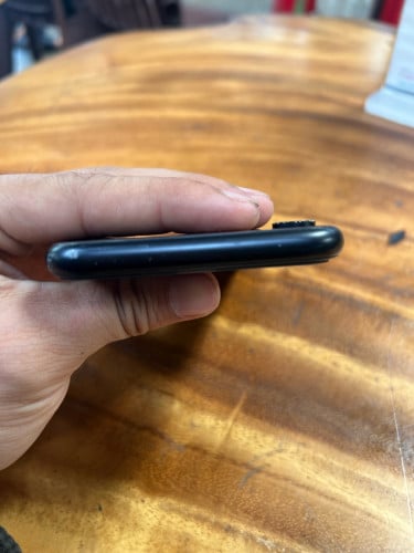 Iphone Xr black 128gb no scan