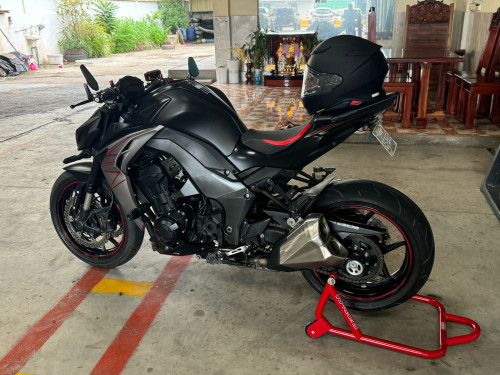 Kawasaki Z1000 2018