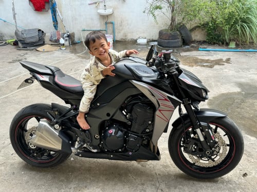 Kawasaki Z1000 2018