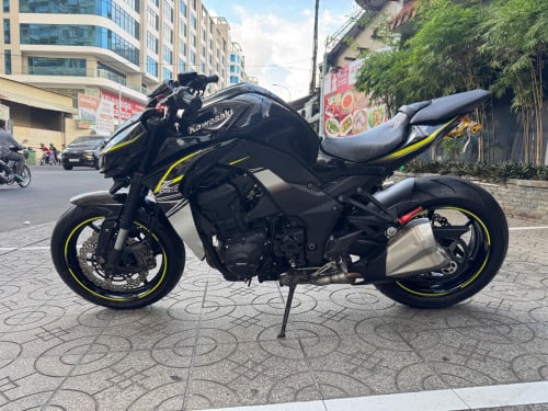 Kawasaki Z1000