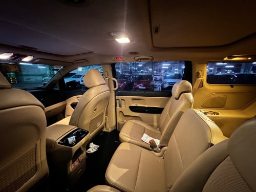Kia Carnival for Sale