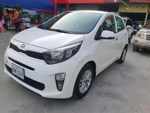 Kia Picanto Full Option ប្រភេទឡានស្អាត