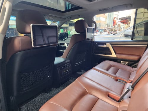 Land Cruiser 2019 VIP Executive Lounge