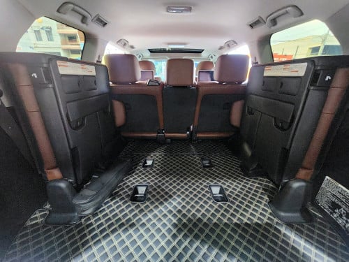 Land Cruiser 2019 VIP Executive Lounge
