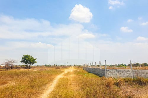 Land for Sale Trapeang Veng Commune, Kandal Stoeung District