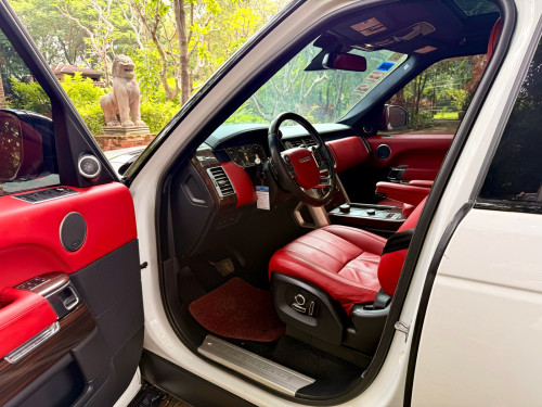 Land Rover Vogue 2016 ( V6 3000 ) Diesel ម៉ាស៊ុត